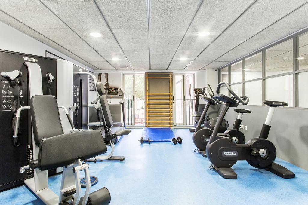 Residencia Universitaria Resa La Ciutadella Barcelona Bagian luar foto